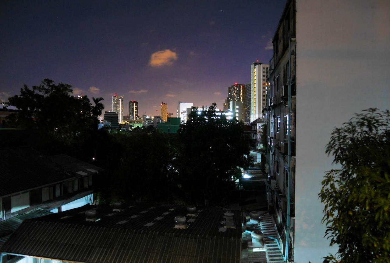 Phresh Hostel Bangkok Esterno foto