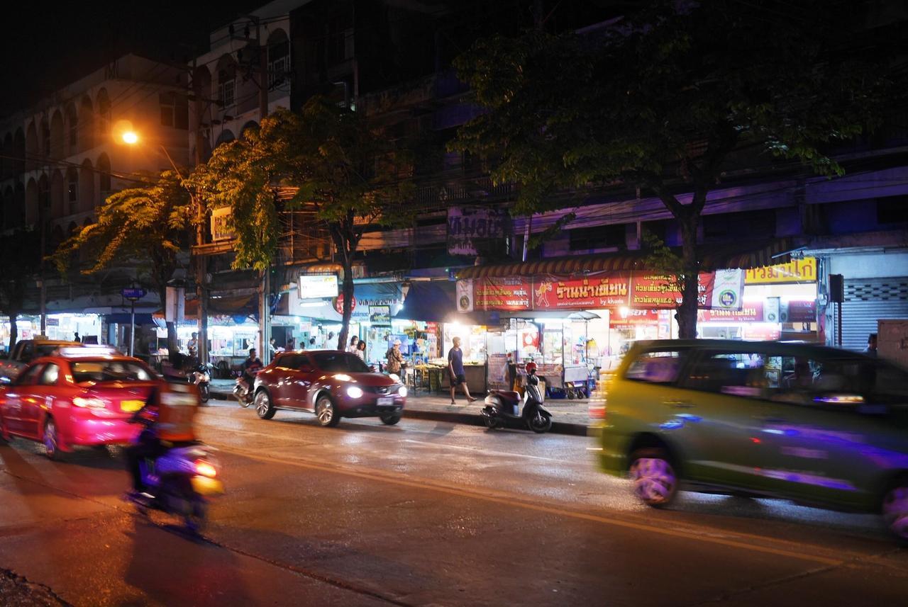 Phresh Hostel Bangkok Esterno foto